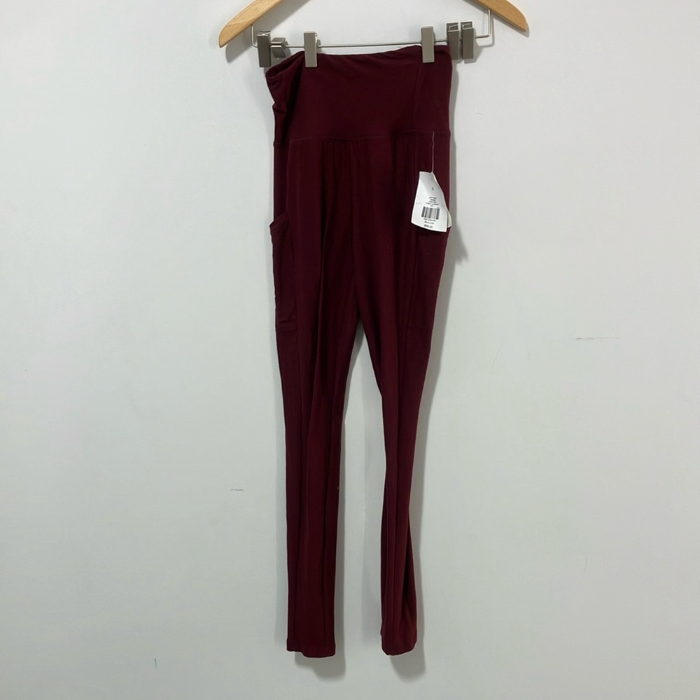 Maroon High-Waisted Leggings